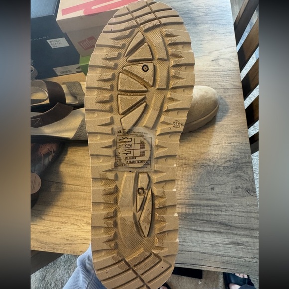 Mudd Mini Platform Boots - Picture 4 of 4